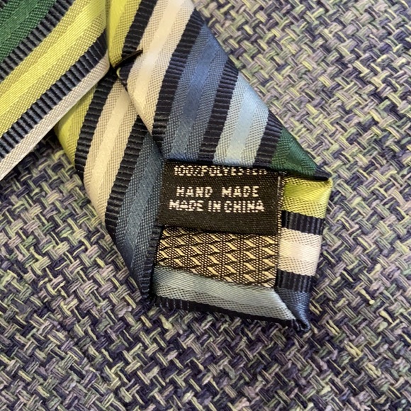 Haggar Men’s Neck Tie Polyester Stripes - Picture 9 of 9